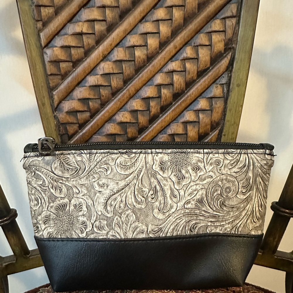 Elegant Black and Cream Men's Bag